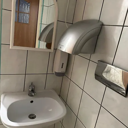 Szkolne Schronisko Mlodziezowe Hostal *